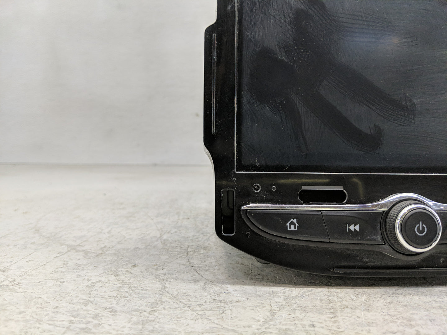 2018 Chevrolet Cruze Radio AM FM Cd Player Receiver Replacement P/N:42645310 42554703 Fits Fits 2019 2020 2021 OEM Used Auto