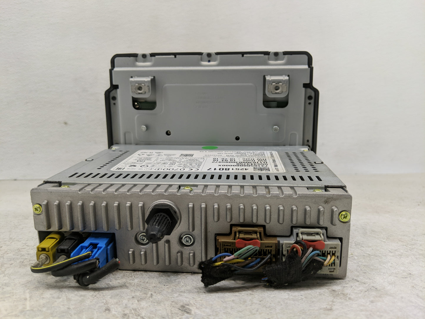 2017-2018 Chevrolet Cruze Radio AM FM Cd Player Receiver Replacement P/N:42518017 42554703 Fits Fits 2017 2018 2019 2020 202