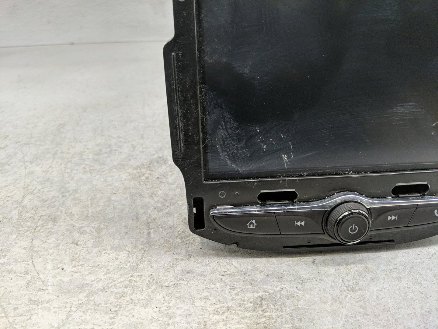 2018 Chevrolet Cruze Radio AM FM Cd Player Receiver Replacement P/N:42645310 42554703 Fits Fits 2019 2020 2021 OEM Used Auto