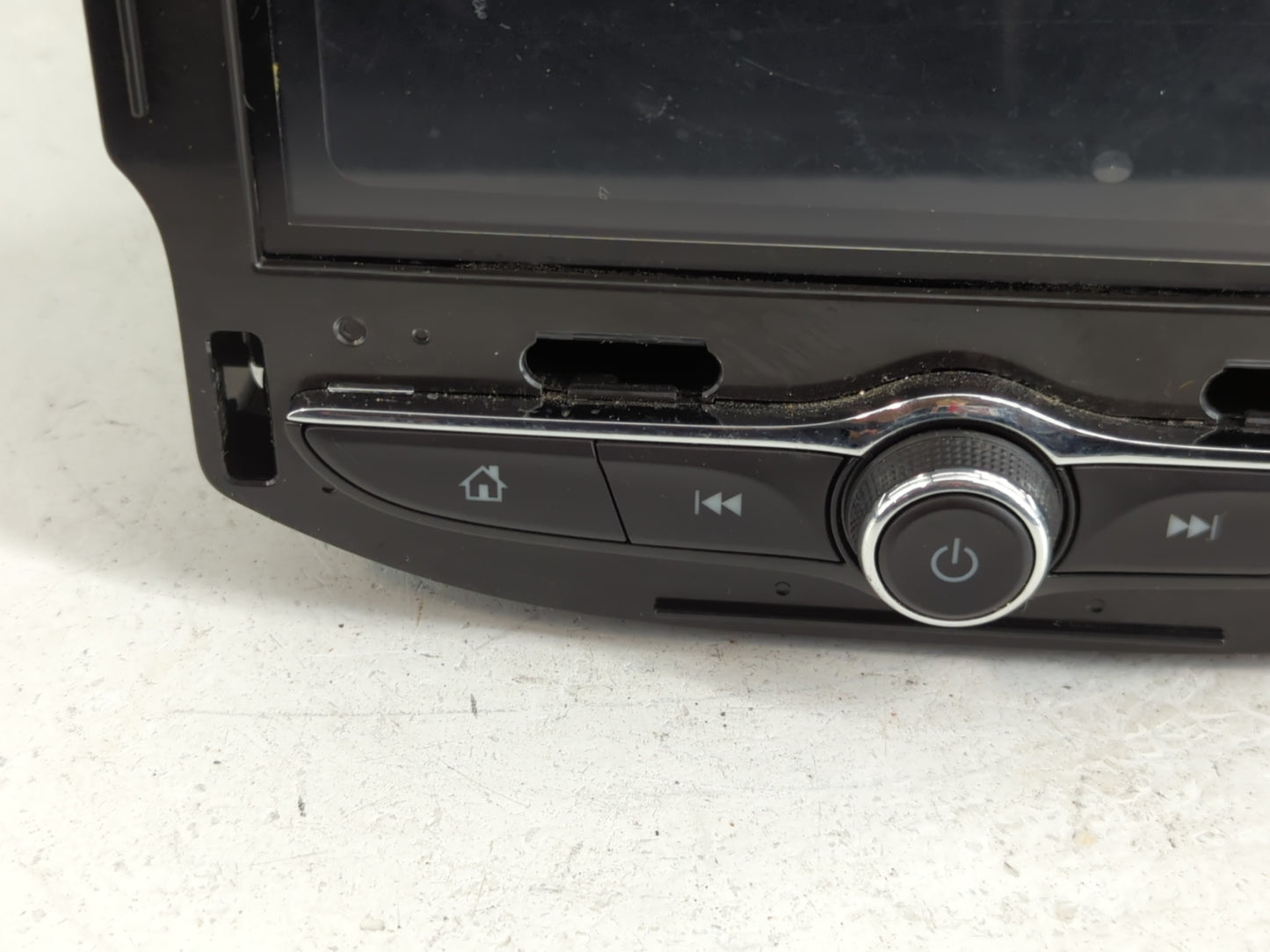 2018 Chevrolet Cruze Radio AM FM Cd Player Receiver Replacement P/N:42645310 42554703 Fits Fits 2019 2020 2021 OEM Used Auto
