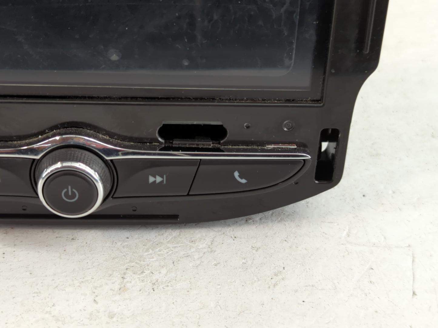 2018 Chevrolet Cruze Radio AM FM Cd Player Receiver Replacement P/N:42645310 42554703 Fits Fits 2019 2020 2021 OEM Used Auto