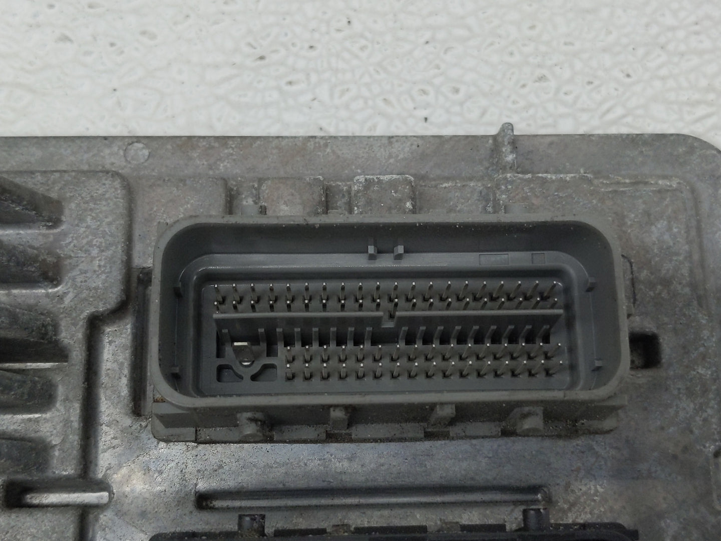 2017-2019 Chevrolet Cruze PCM Engine Control Computer ECU ECM PCU OEM P/N:811839393 12683660 Fits OEM Used Auto Parts - Oemu