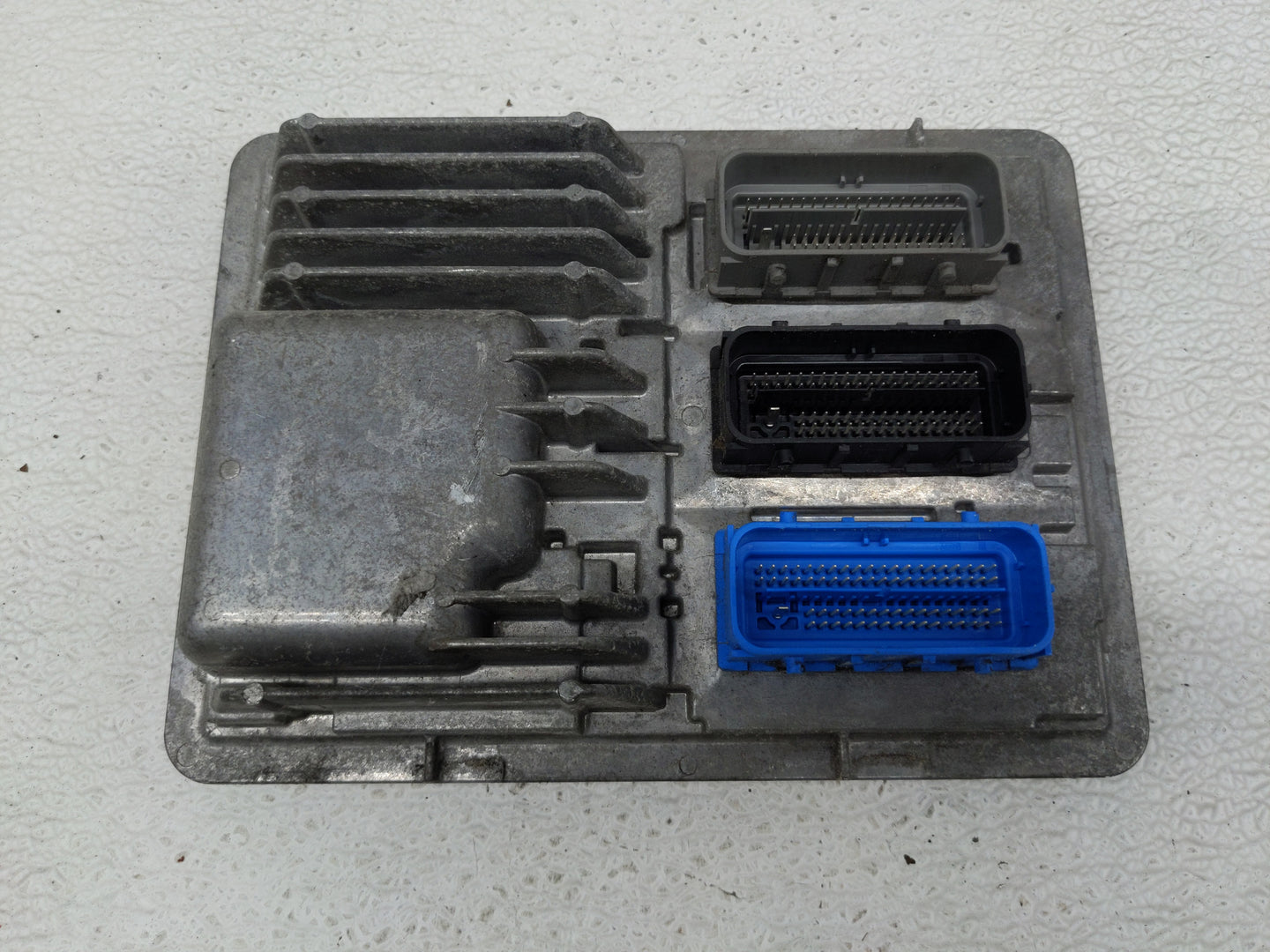 2017-2019 Chevrolet Cruze PCM Engine Control Computer ECU ECM PCU OEM P/N:811839393 12683660 Fits OEM Used Auto Parts - Oemu
