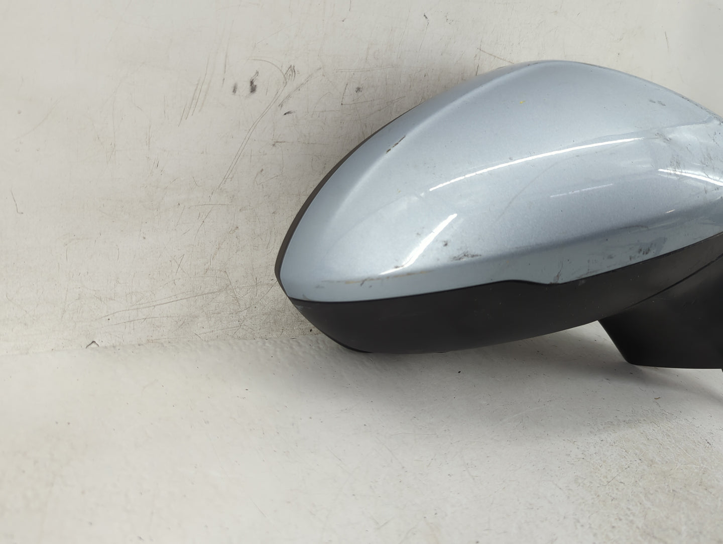 2016-2019 Chevrolet Cruze Passenger Side View Mirror - Right Door Mirror OEM Used - Oemusedautoparts1.com