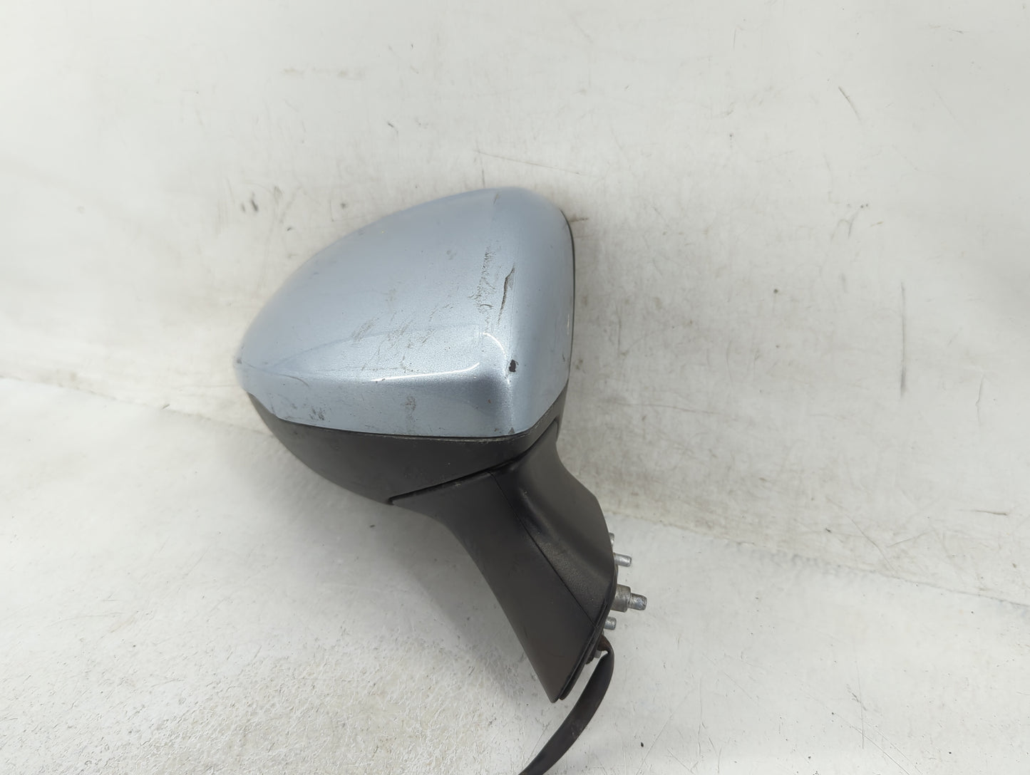 2016-2019 Chevrolet Cruze Passenger Side View Mirror - Right Door Mirror OEM Used - Oemusedautoparts1.com