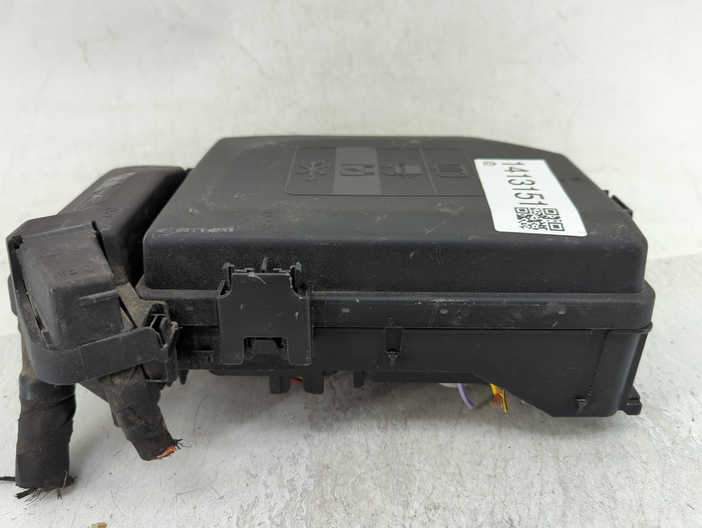 2016-2018 Chevrolet Cruze Fusebox Fuse Box Panel Relay Module Fits Fits 2016 2018 OEM Used Auto Parts - Oemusedautoparts1.co