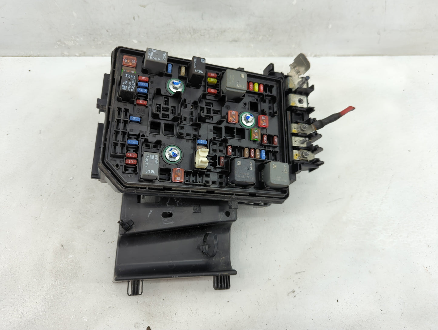 2016-2018 Chevrolet Cruze Fusebox Fuse Box Panel Relay Module P/N:42677673 Fits Fits 2016 2018 OEM Used Auto Parts - Oemused