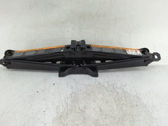 compare product 2018 Chevrolet Cruze Spare Scissor Car Jack
