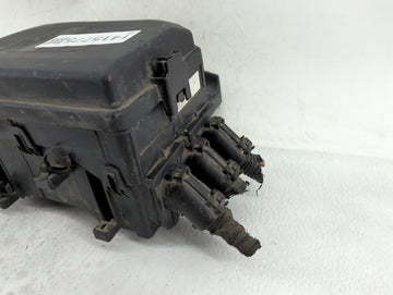 2016-2018 Chevrolet Cruze Fusebox Fuse Box Panel Relay Module Fits Fits 2016 2018 OEM Used Auto Parts