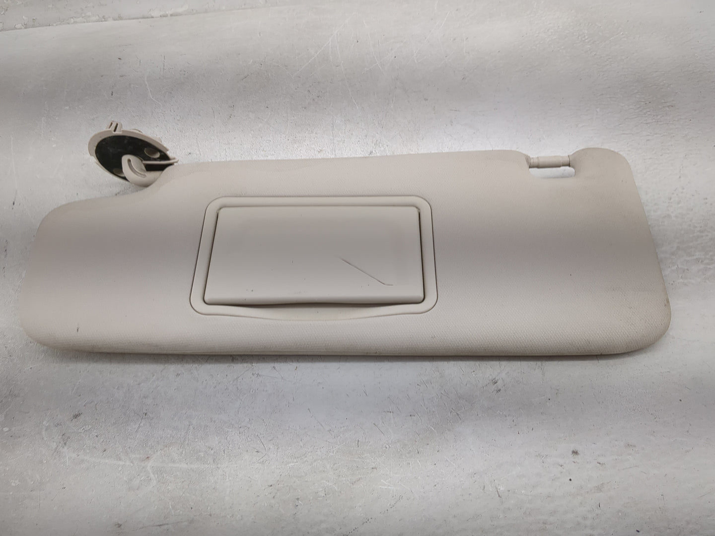 2017-2019 Chevrolet Cruze Sun Visor Shade Replacement Driver Left Mirror Fits Fits 2017 2018 2019 OEM Used Auto Parts - Oemu