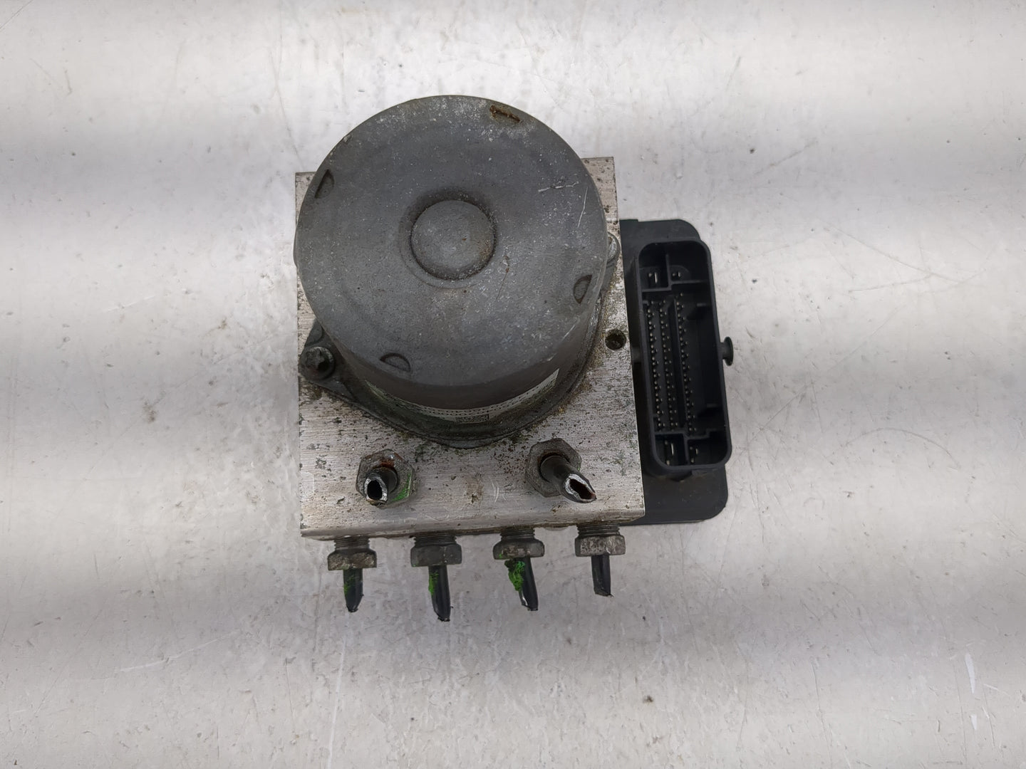 2018 Chevrolet Cruze ABS Pump Control Module Replacement P/N:2265106527 0265956573, 0265252501 Fits OEM Used Auto Parts - Oe