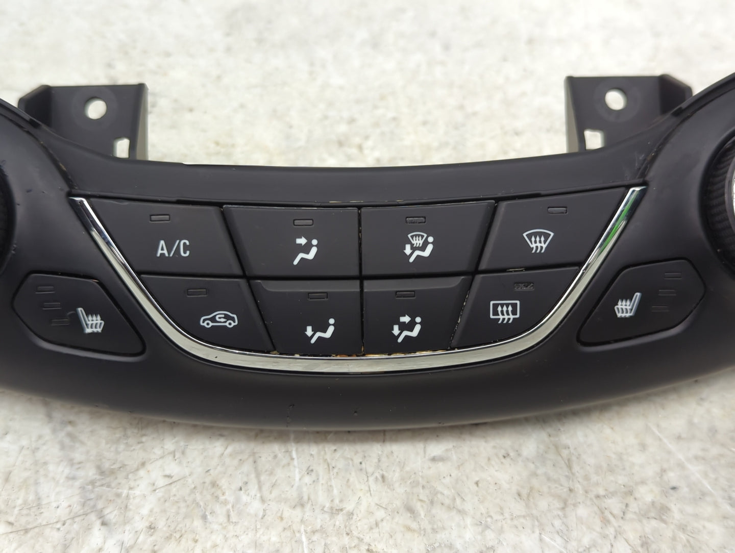 2016-2018 Chevrolet Cruze Climate Control Module Temperature AC/Heater Replacement P/N:39028879 Fits Fits 2016 2017 2018 OEM