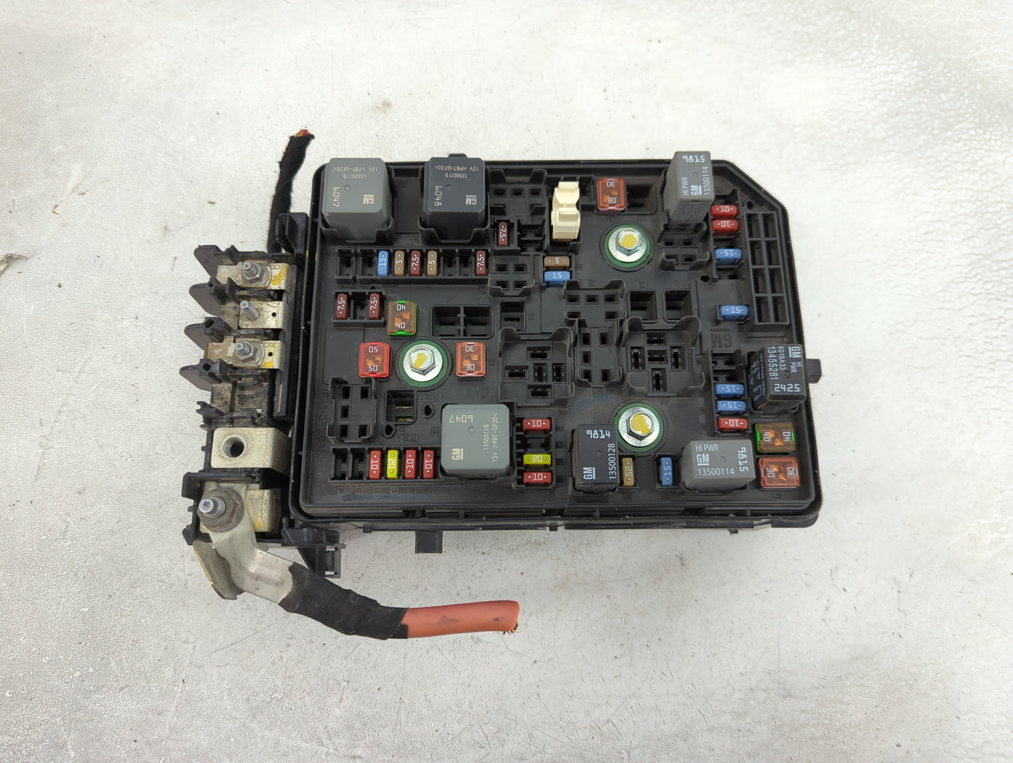 2018 Chevrolet Cruze Fusebox Fuse Box Panel Relay Module P/N:39017449 Fits OEM Used Auto Parts - Oemusedautoparts1.com