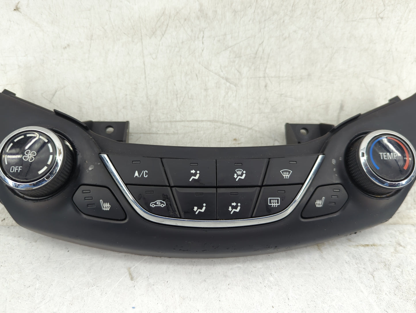 2016-2018 Chevrolet Cruze Climate Control Module Temperature AC/Heater Replacement P/N:39028879 7003070200000X Fits OEM Used