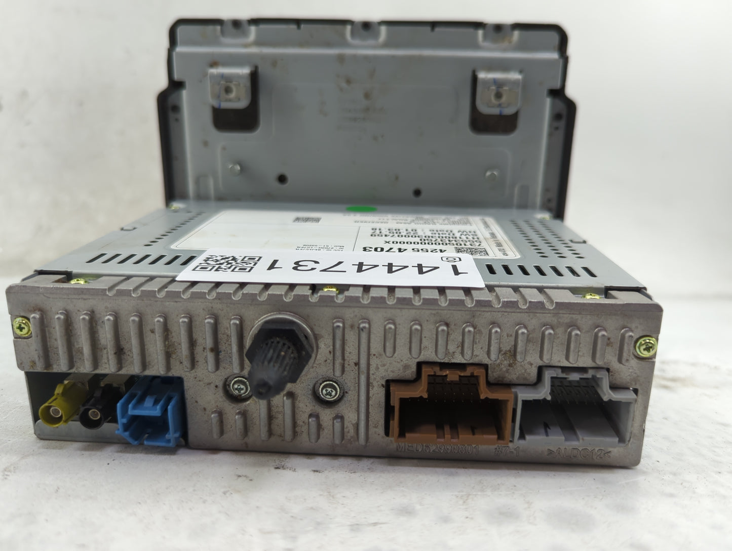 2018 Chevrolet Cruze Radio AM FM Cd Player Receiver Replacement P/N:42554703 7310500000X, 555343750 Fits Fits 2019 2020 2021
