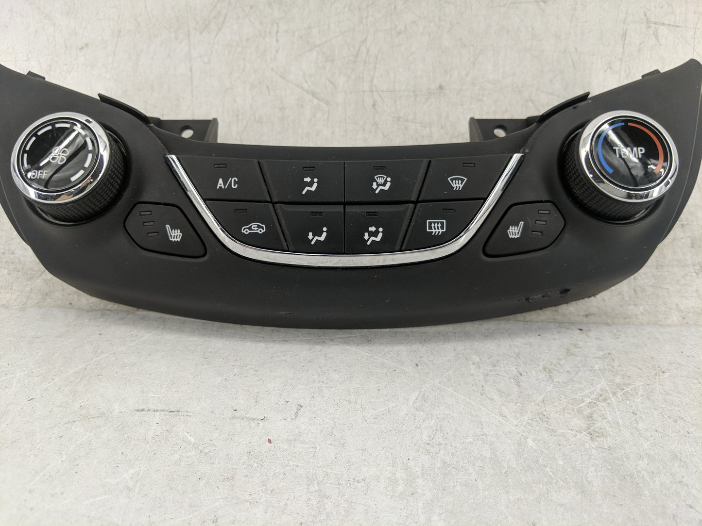 2016-2018 Chevrolet Cruze Climate Control Module Temperature AC/Heater Replacement P/N:39028879 7003070200000X Fits OEM Used