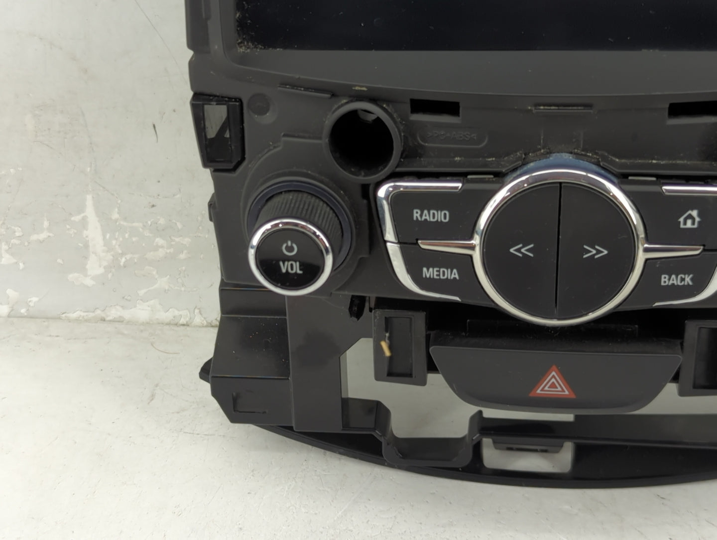 2016-2018 Chevrolet Cruze Radio AM FM Cd Player Receiver Replacement P/N:42613033 7003070100000X Fits Fits 2016 2017 2018 OE