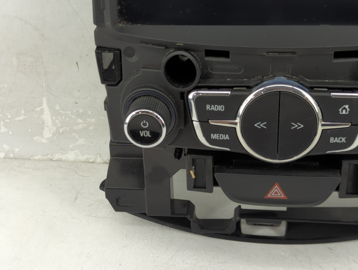 2016-2018 Chevrolet Cruze Radio AM FM Cd Player Receiver Replacement P/N:42613033 7003070100000X Fits Fits 2016 2017 2018 OE