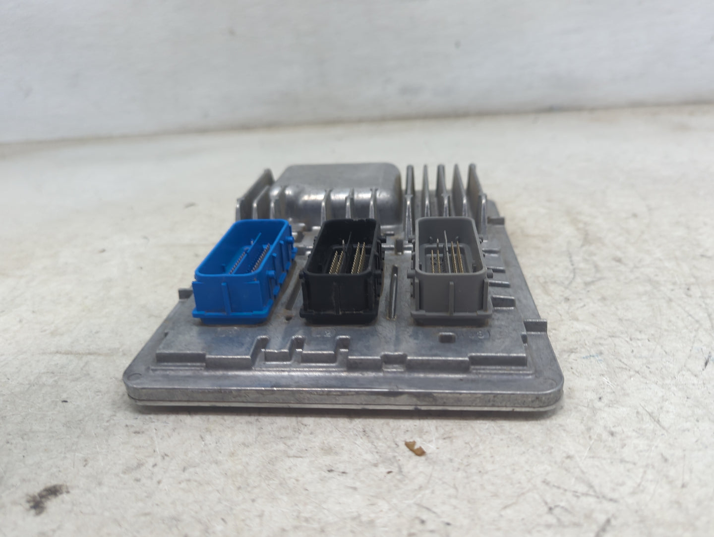 2017-2019 Chevrolet Cruze PCM Engine Control Computer ECU ECM PCU OEM P/N:12692812 Fits Fits 2017 2018 2019 2020 2021 2022 O