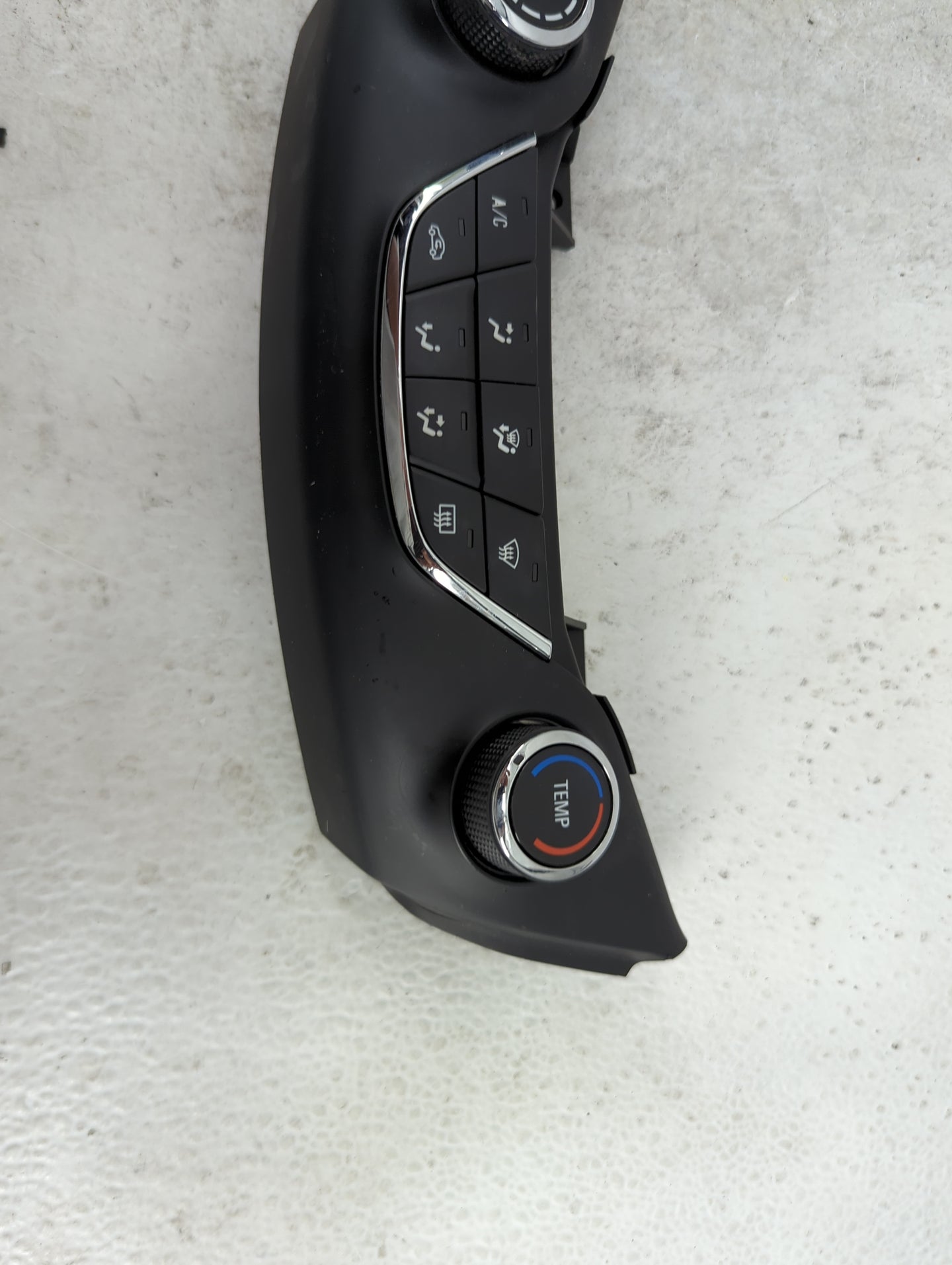 2016-2018 Chevrolet Cruze Climate Control Module Temperature AC/Heater Replacement P/N:39028880 70030702000000X Fits OEM Use