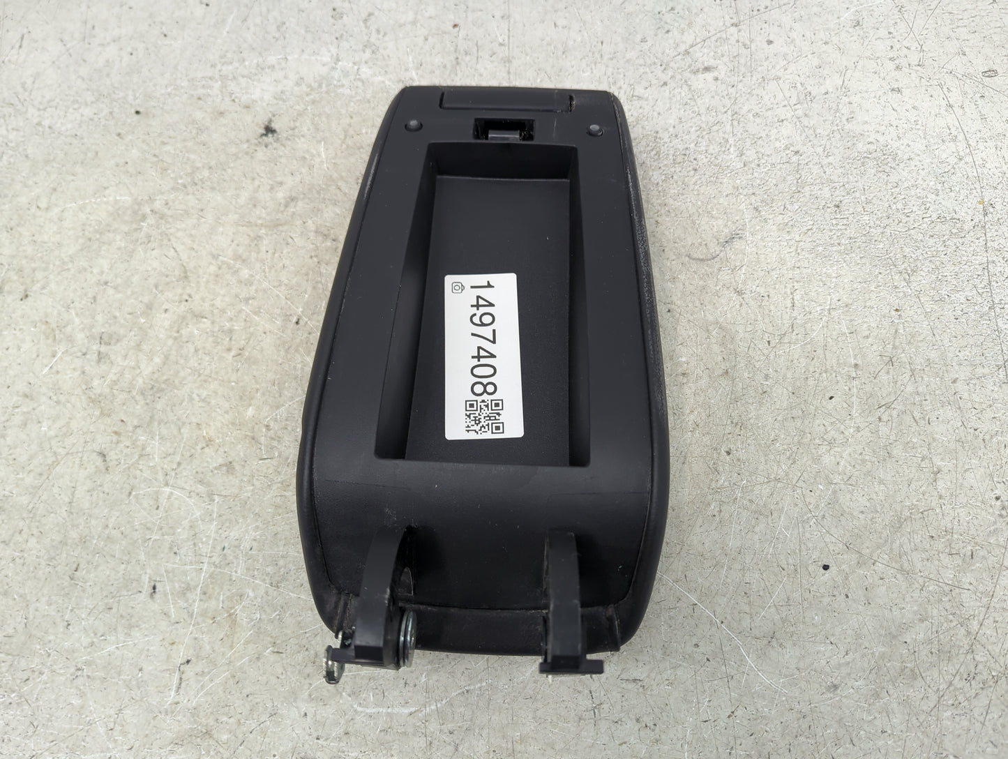 2018 Chevrolet Cruze Center Console Armrest Cover Lid P/N:6700 2855 Fits OEM Used Auto Parts - Oemusedautoparts1.com