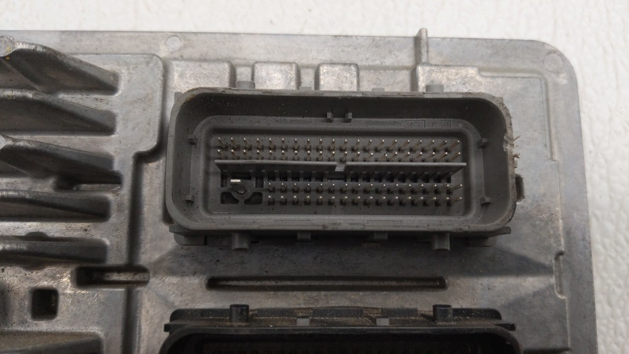 2017-2018 Chevrolet Cruze PCM Engine Control Computer ECU ECM PCU OEM P/N:12680876 12677677, 12692812 Fits Fits 2017 2018 20