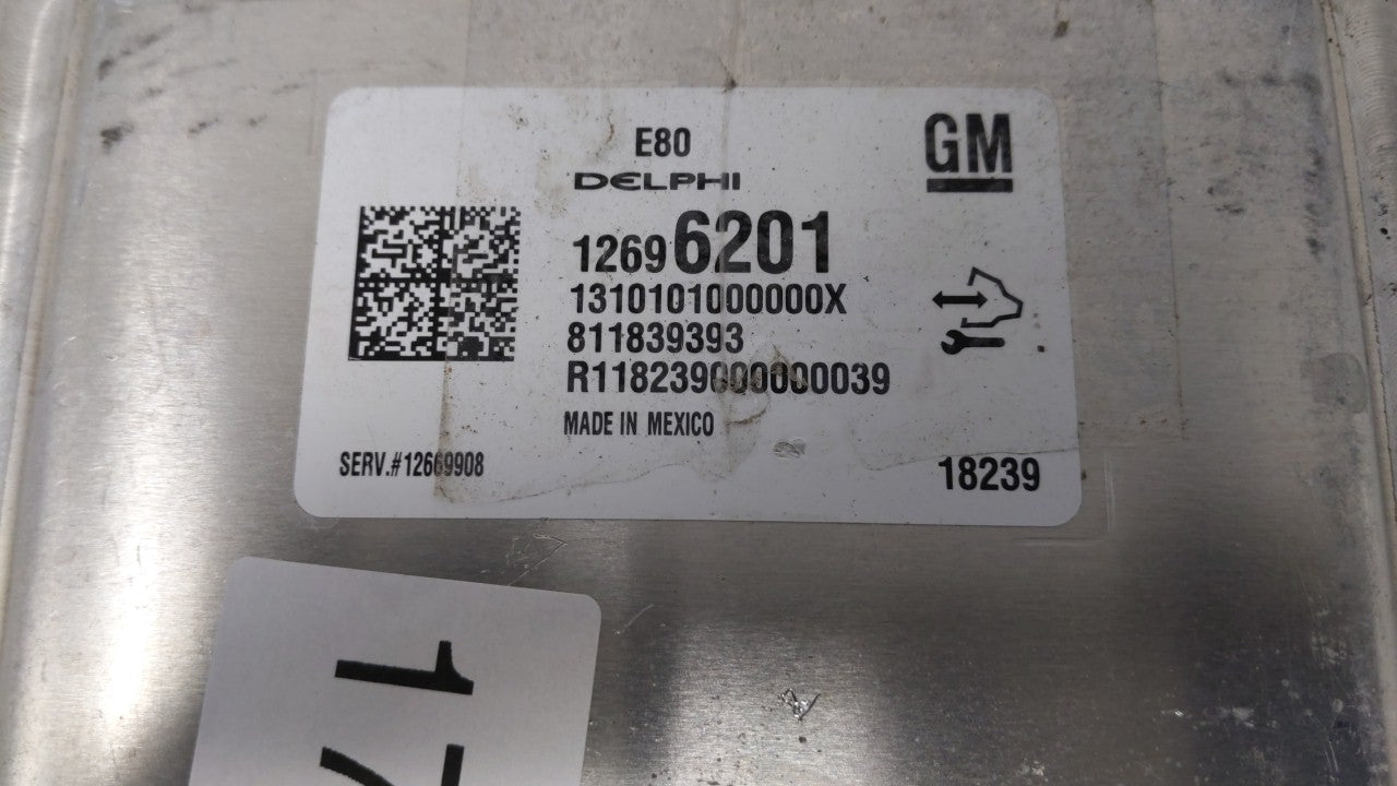 2017-2018 Chevrolet Cruze PCM Engine Control Computer ECU ECM PCU OEM P/N:12680876 12677677, 12692812 Fits Fits 2017 2018 20