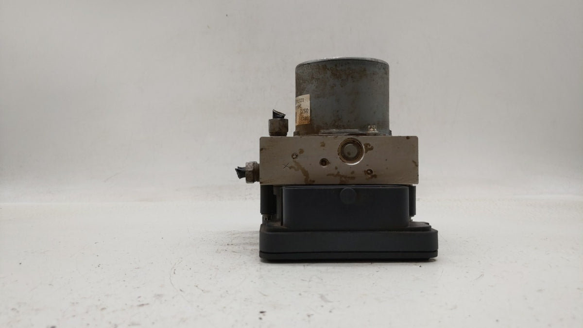 2018 Chevrolet Cruze Anti-Lock Brake ABS Pump Module Actuator OEM P/N:065055766 39120572 Fits OEM Used Auto Parts - Oemuseda