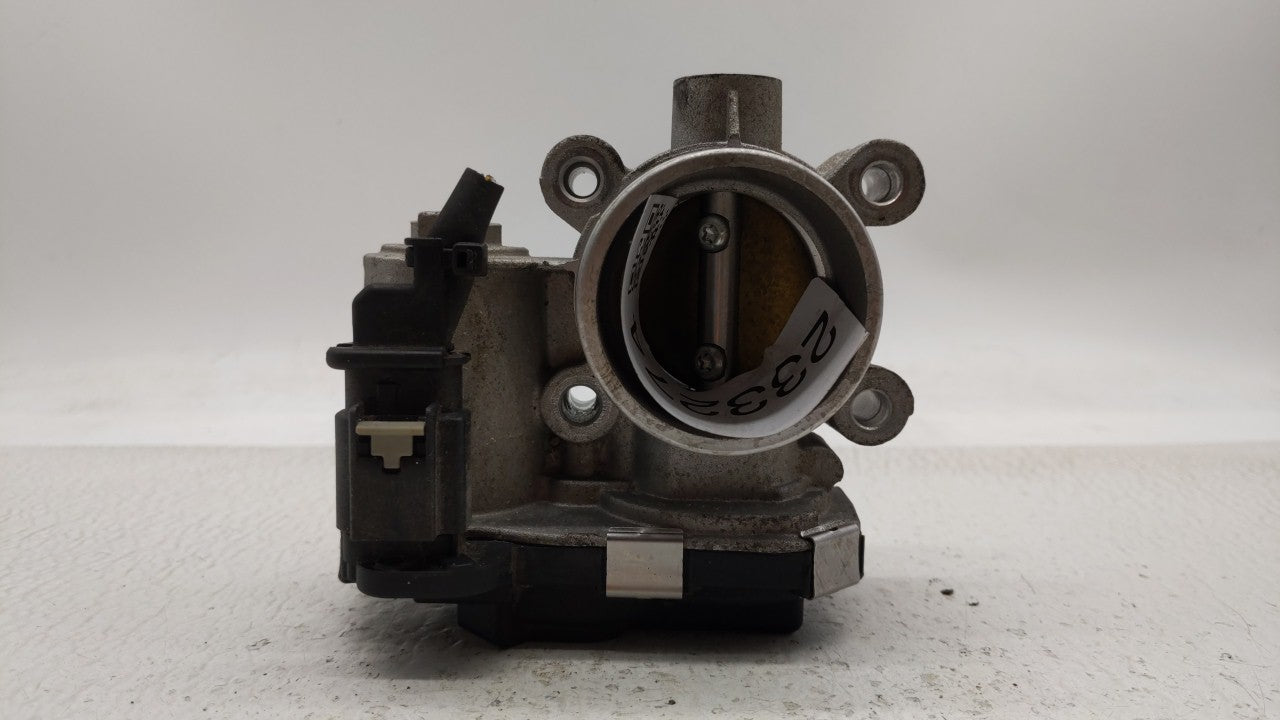 2017-2018 Chevrolet Cruze Throttle Body P/N:12671379AA Fits Fits 2017 2018 OEM Used Auto Parts - Oemusedautoparts1.com