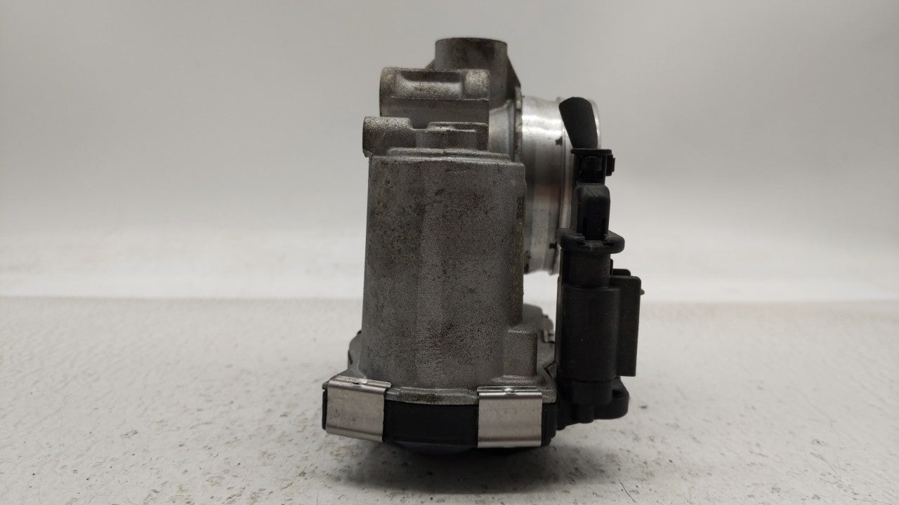 2017-2018 Chevrolet Cruze Throttle Body P/N:12671379AA Fits Fits 2017 2018 OEM Used Auto Parts - Oemusedautoparts1.com