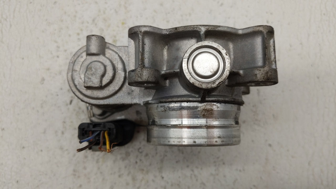2017-2018 Chevrolet Cruze Throttle Body P/N:12671379AA Fits Fits 2017 2018 OEM Used Auto Parts - Oemusedautoparts1.com
