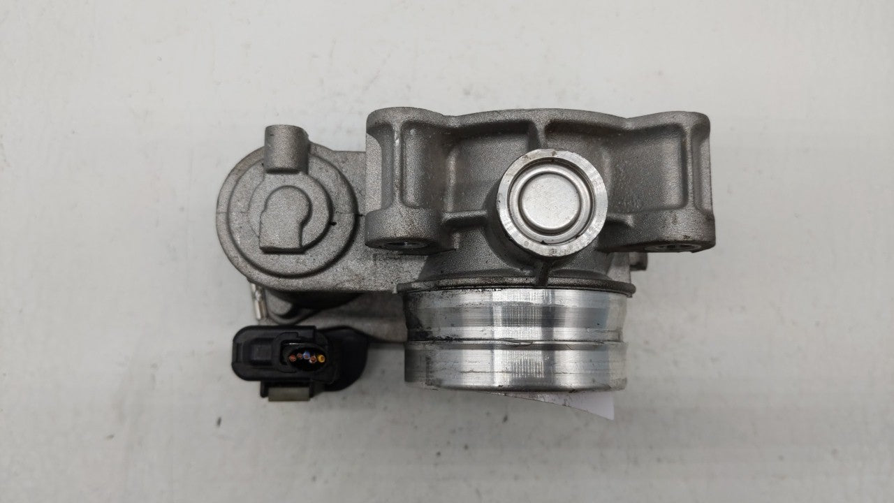 2017-2018 Chevrolet Cruze Throttle Body P/N:12671379AA Fits Fits 2017 2018 OEM Used Auto Parts - Oemusedautoparts1.com
