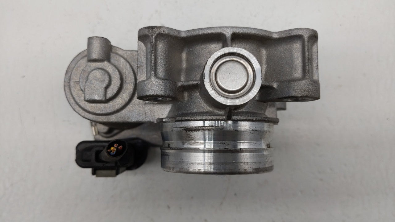 2017-2018 Chevrolet Cruze Throttle Body P/N:12671379AA Fits Fits 2017 2018 OEM Used Auto Parts - Oemusedautoparts1.com