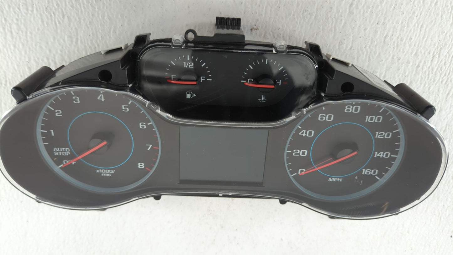 2018 Chevrolet Cruze Instrument Cluster Speedometer Gauges P/N:39084636 42668707, 39084635 Fits OEM Used Auto Parts - Oemuse