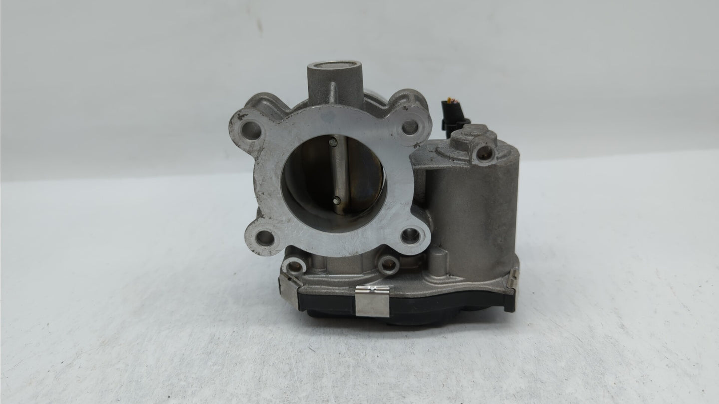 2017-2018 Chevrolet Cruze Throttle Body P/N:12671379AA Fits Fits 2017 2018 OEM Used Auto Parts - Oemusedautoparts1.com