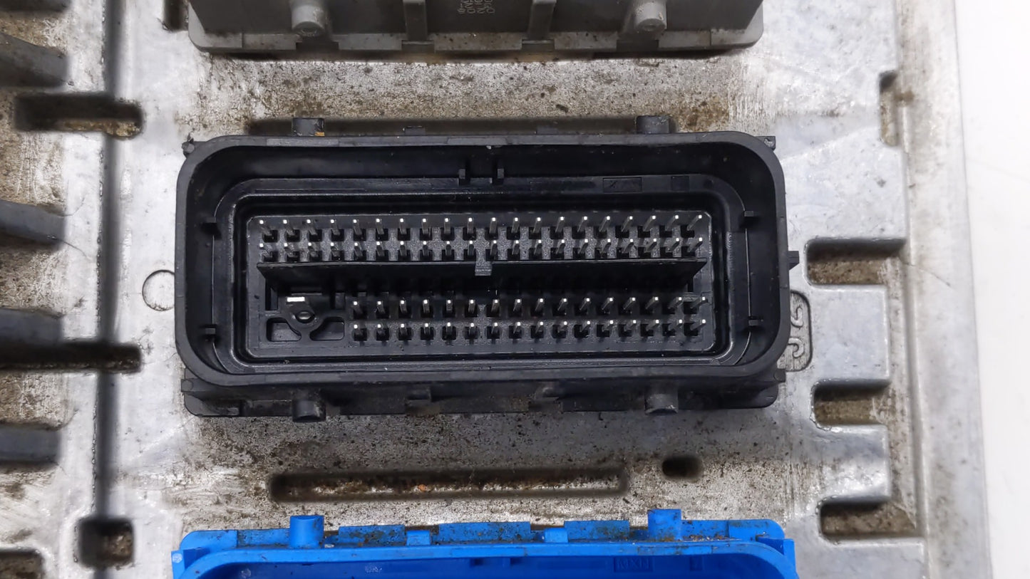 2017-2018 Chevrolet Cruze PCM Engine Control Computer ECU ECM PCU OEM P/N:12692812 12687467, 12696201 Fits Fits 2017 2018 20