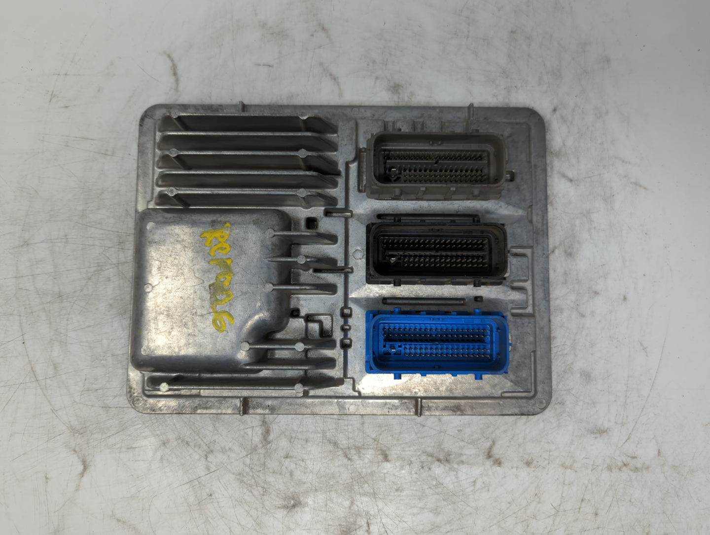 2017-2018 Chevrolet Cruze PCM Engine Control Computer ECU ECM PCU OEM P/N:12692812 12687467, 12696201 Fits Fits 2017 2018 20