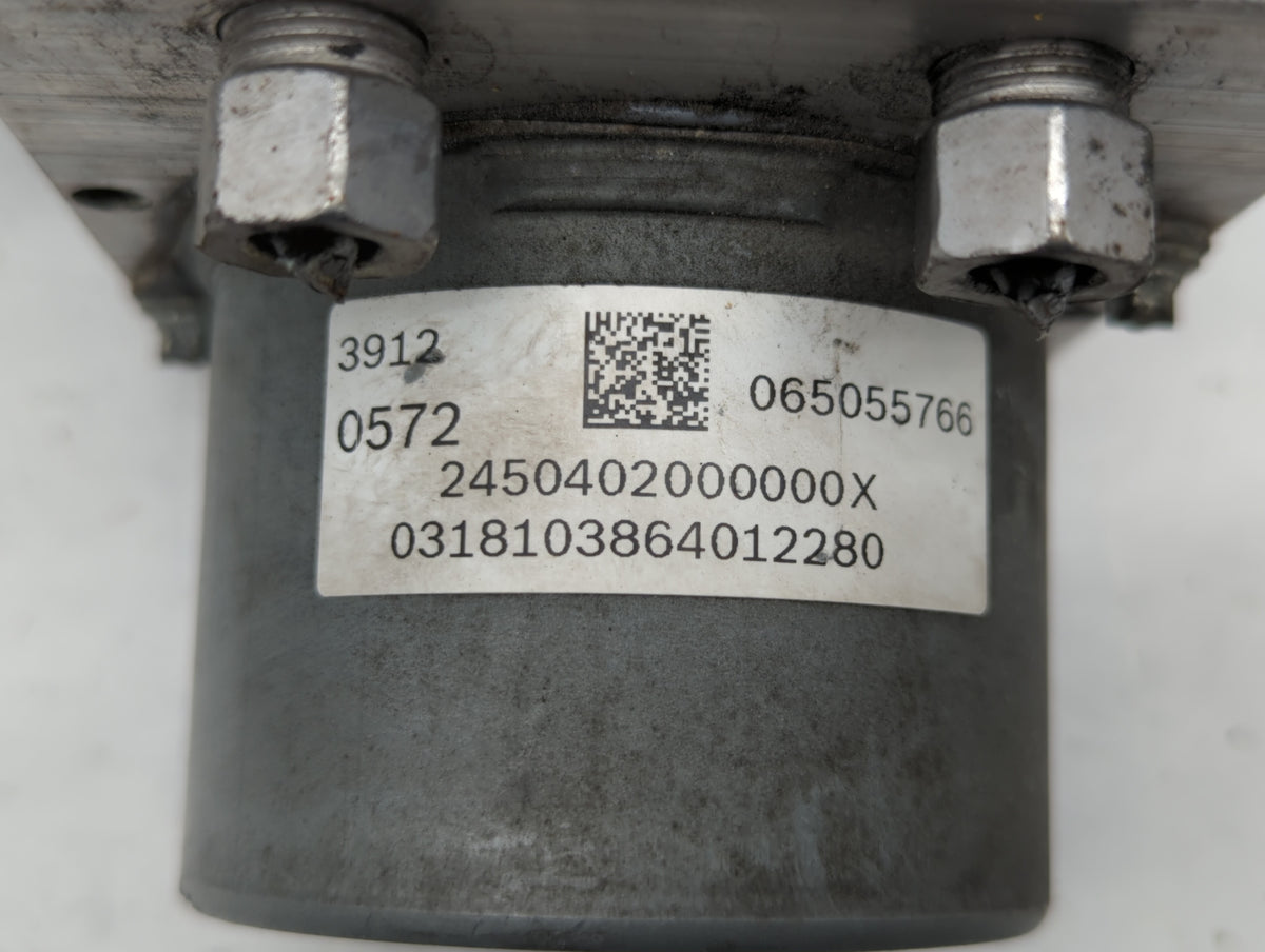 2018 Chevrolet Cruze Anti-Lock Brake ABS Pump Module Actuator OEM P/N:065055766 39120572 Fits OEM Used Auto Parts - Oemuseda