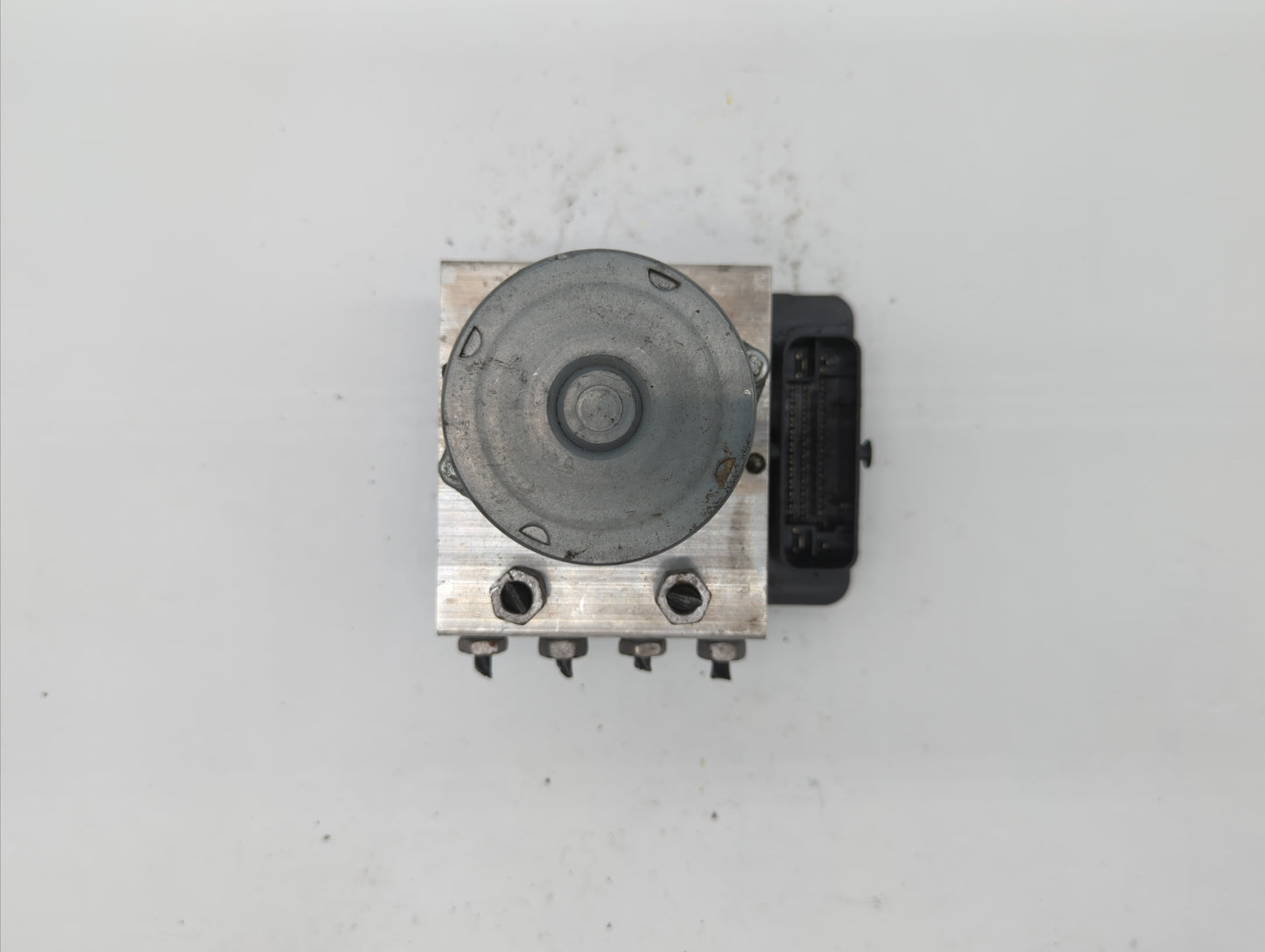 2018 Chevrolet Cruze ABS Pump Control Module Replacement P/N:065055766 39120572 Fits OEM Used Auto Parts - Oemusedautoparts1