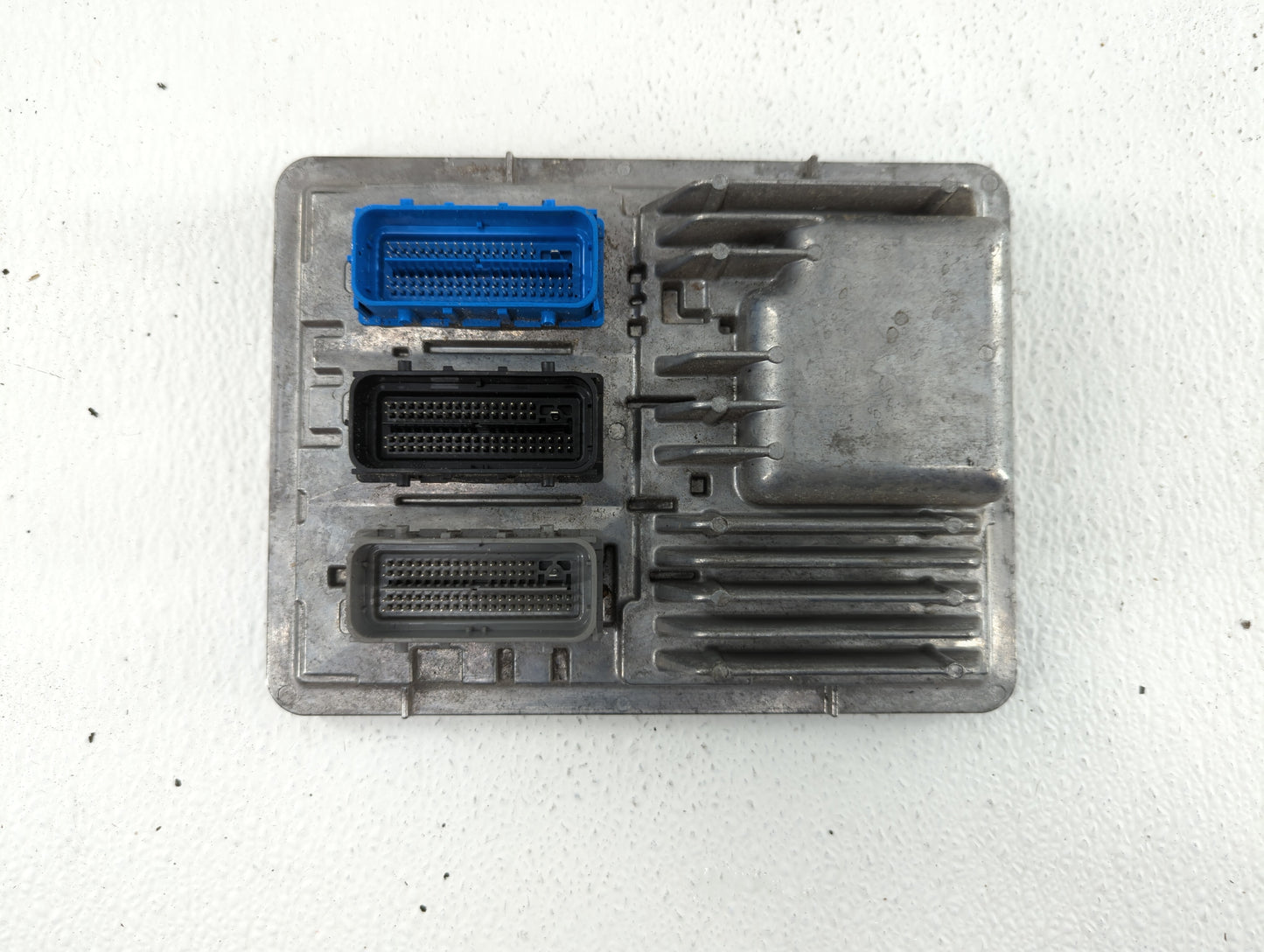 2017-2018 Chevrolet Cruze PCM Engine Control Computer ECU ECM PCU OEM P/N:12692812 12687467, 12696201 Fits Fits 2017 2018 20