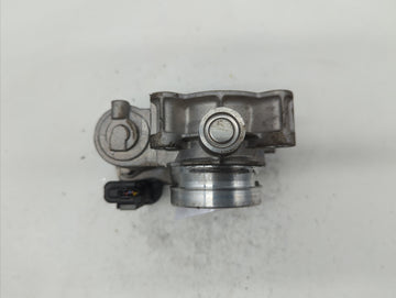 2017-2018 Chevrolet Cruze Throttle Body P/N:12671379AA Fits Fits 2017 2018 OEM Used Auto Parts