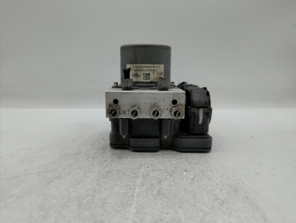 2018 Chevrolet Cruze Anti-Lock Brake ABS Pump Module Actuator OEM P/N:065055766 39120572 Fits OEM Used Auto Parts - Oemuseda