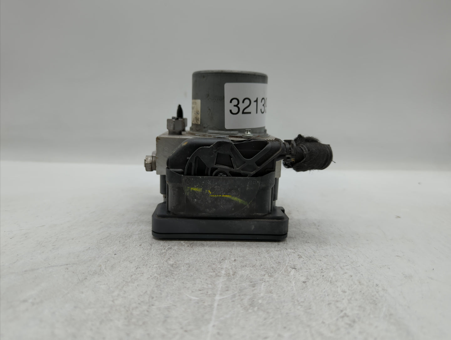 2018 Chevrolet Cruze ABS Pump Control Module Replacement P/N:065055766 39120572 Fits OEM Used Auto Parts - Oemusedautoparts1