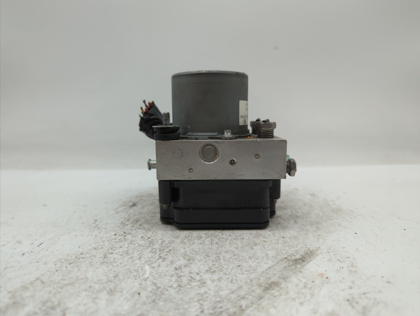 2018 Chevrolet Cruze ABS Pump Control Module Replacement P/N:065055766 39120572 Fits OEM Used Auto Parts - Oemusedautoparts1