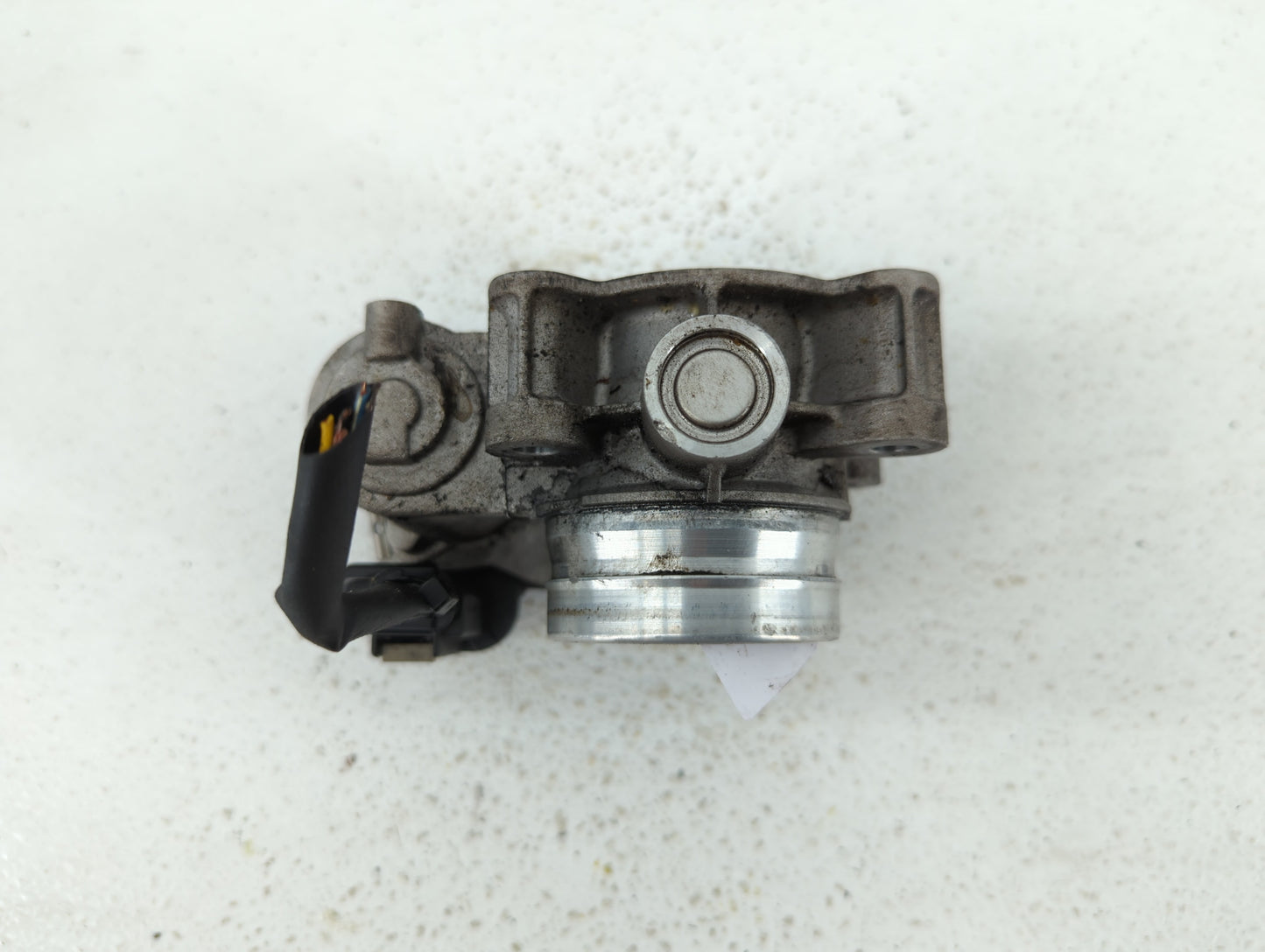 2017-2018 Chevrolet Cruze Throttle Body P/N:12671379AA 52049766 Fits Fits 2017 2018 OEM Used Auto Parts - Oemusedautoparts1.