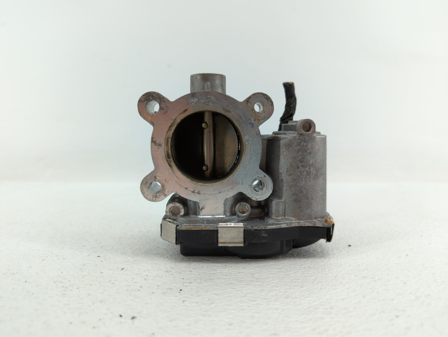 2017-2018 Chevrolet Cruze Throttle Body P/N:12671379AA 52049766 Fits Fits 2017 2018 OEM Used Auto Parts - Oemusedautoparts1.