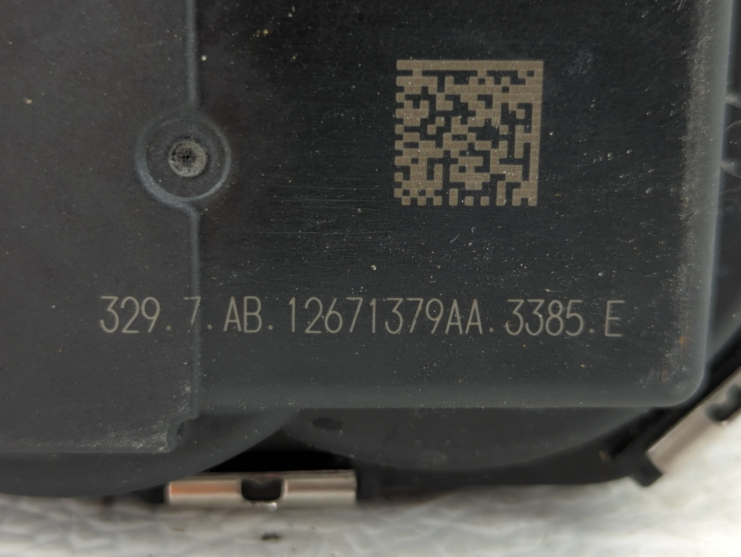 2017-2018 Chevrolet Cruze Throttle Body P/N:12671379AA 52049766 Fits Fits 2017 2018 OEM Used Auto Parts - Oemusedautoparts1.