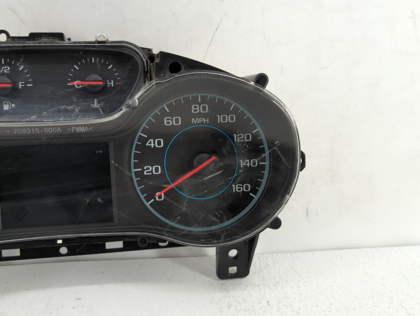 2018 Chevrolet Cruze Instrument Cluster Speedometer Gauges P/N:39084636 42668707, 39084635 Fits OEM Used Auto Parts - Oemuse