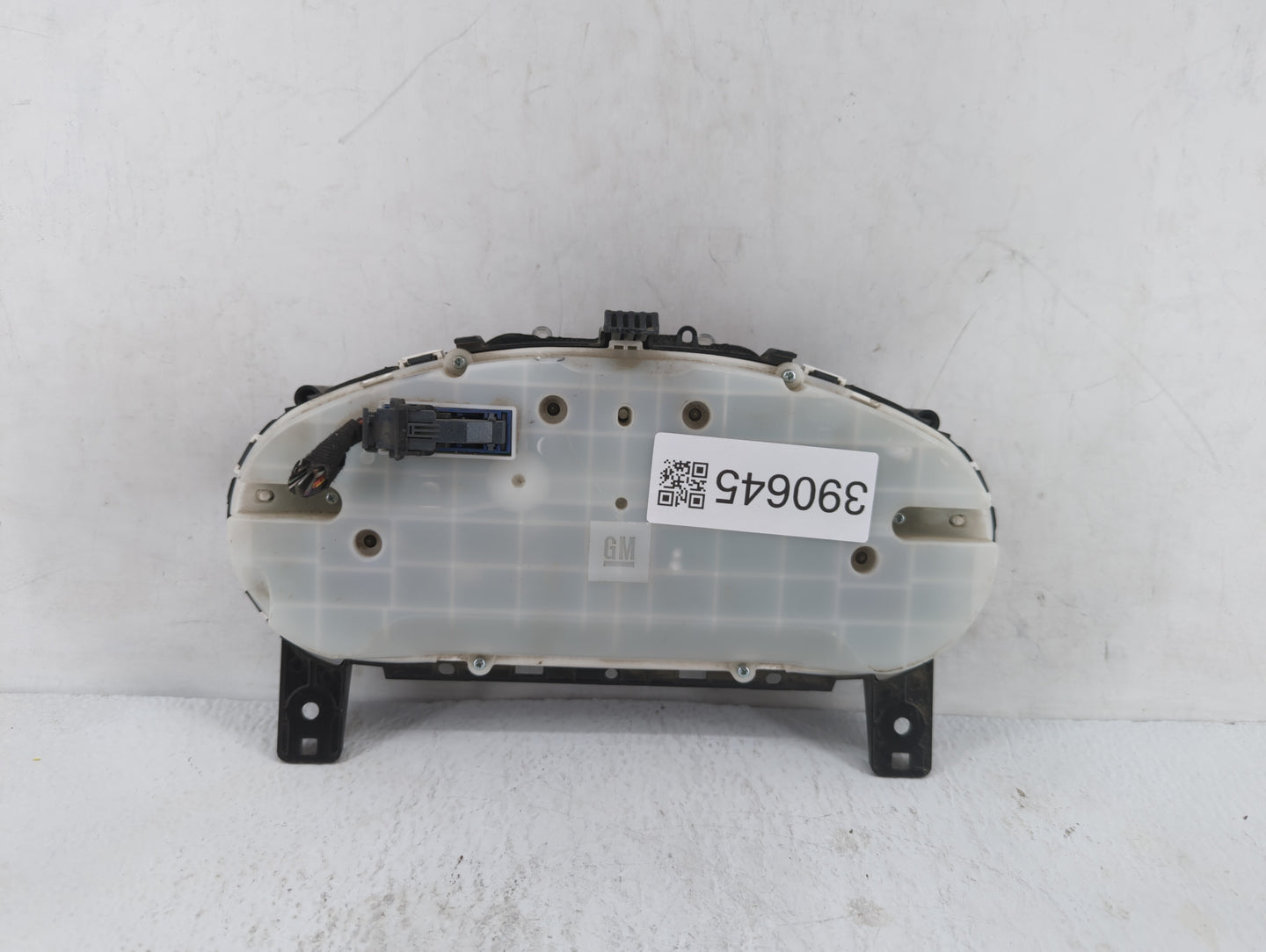 2017-2018 Chevrolet Cruze Instrument Cluster Speedometer Gauges P/N:39084636 Miles: Fits Fits 2017 2018 OEM Used Auto Parts 