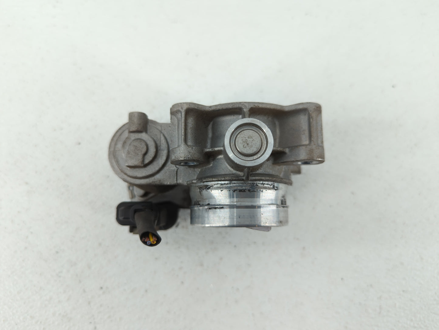 2018 Chevrolet Cruze Throttle Body P/N:12671379AA Fits Fits 2016 2017 2019 OEM Used Auto Parts - Oemusedautoparts1.com